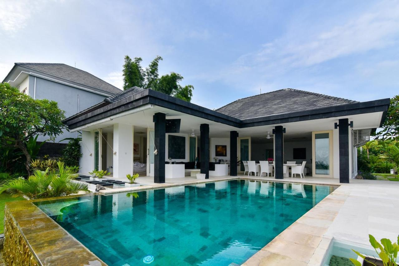 Villa Pondok Wahyu Sedana Umeanyar Exteriör bild