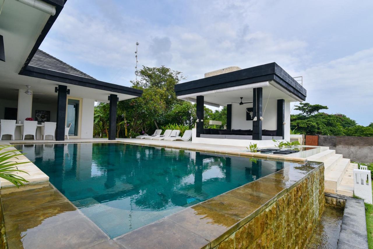 Villa Pondok Wahyu Sedana Umeanyar Exteriör bild