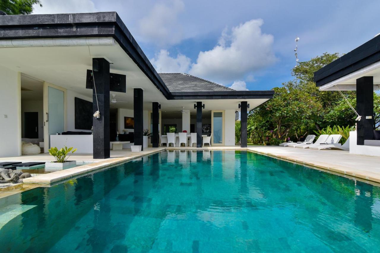 Villa Pondok Wahyu Sedana Umeanyar Exteriör bild