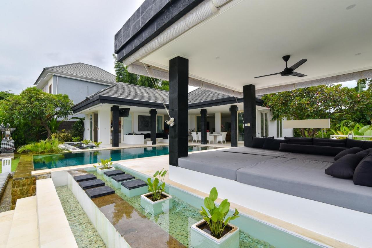 Villa Pondok Wahyu Sedana Umeanyar Exteriör bild